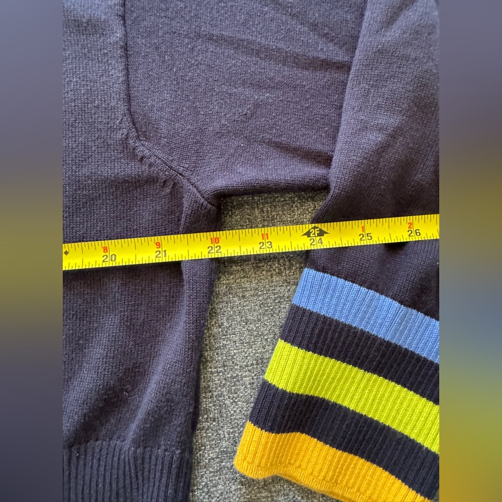 Tommy Hilfiger Women’s Cropped Black Color Block V-Neck Sweater Size Small - Picture 9 of 14